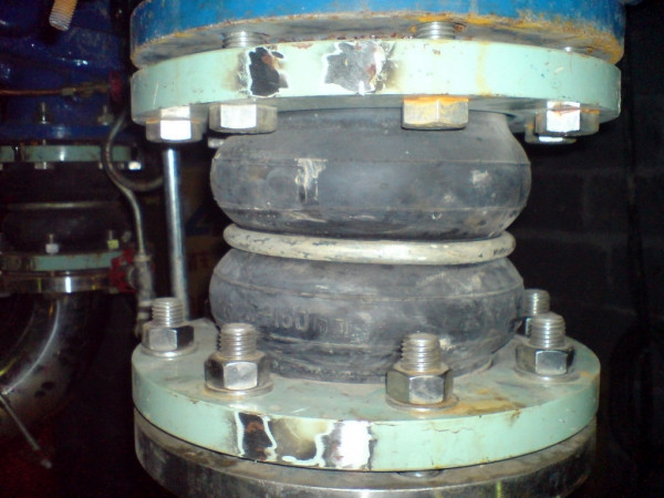 水泵橡膠軟接頭安裝方法、解決問題 橡膠軟接頭