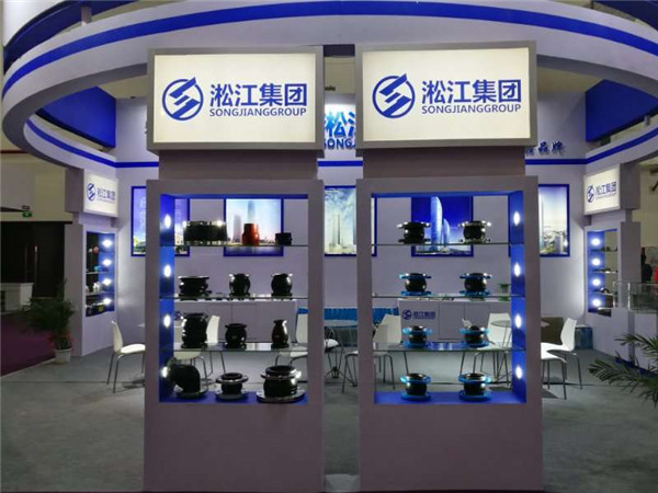 用于進口液壓設備上的NG耐油橡膠避震喉,知道貨期多久