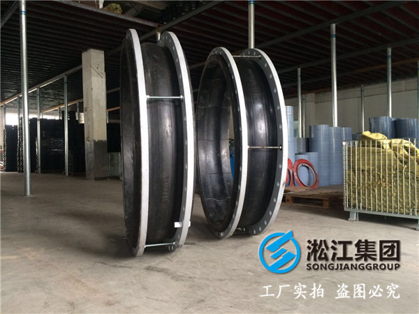 DN1400-PN10-L=350,這已經算是大口徑橡膠接頭了